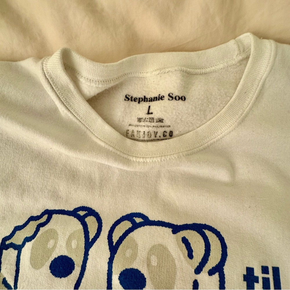 Stephanie Soo Merch | White Crewneck | Size Large - Picture 3 of 3
